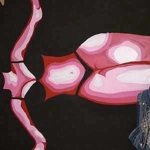 50% Off All Shorts & Capri 🙂🙂1/20/26 To 1/31/26. Create Your Bunddle Or Like